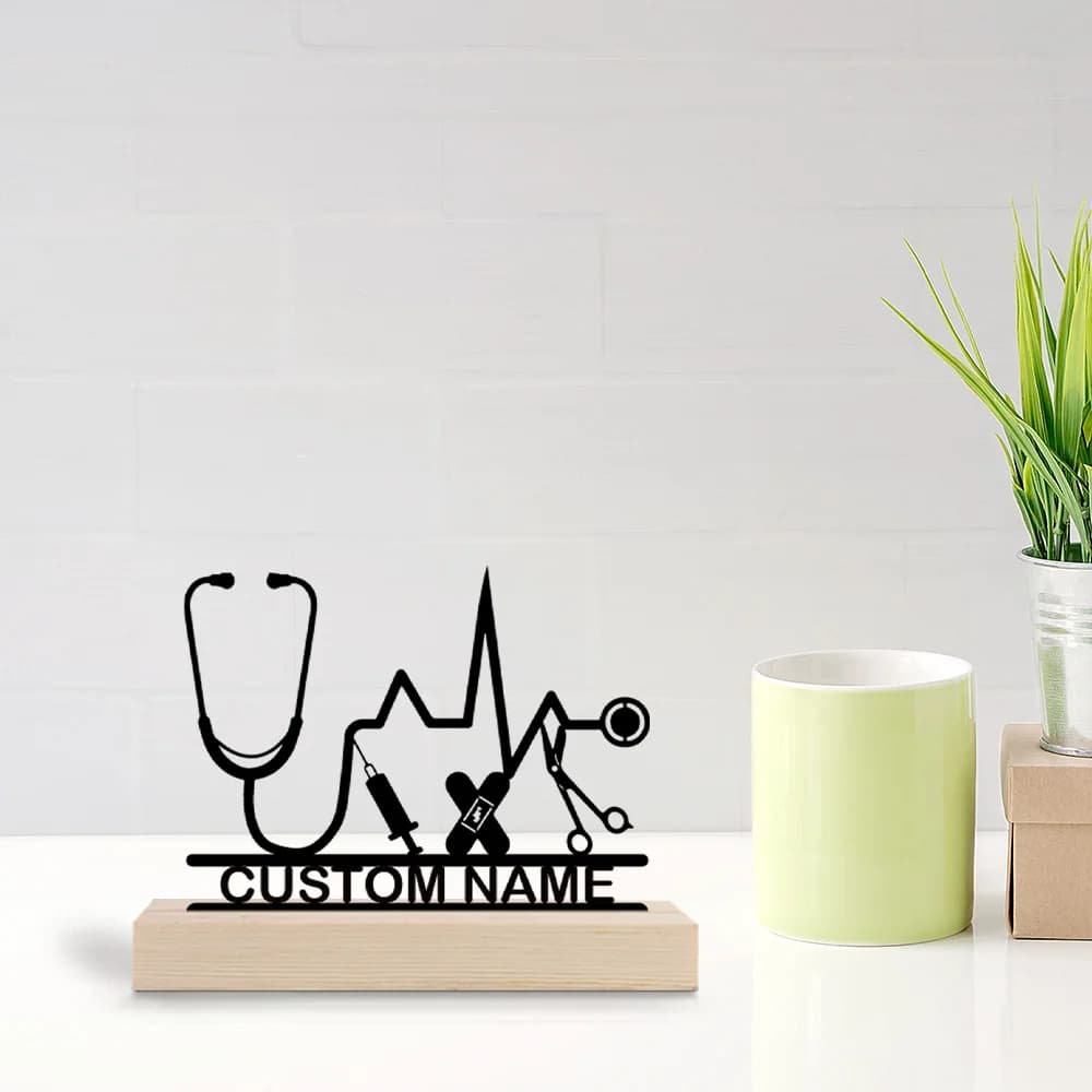 1pc Customized Minimalist Metal Ornaments Custom Content Equipped with A Wooden Base Room Decorations, Bar Counter Decorations