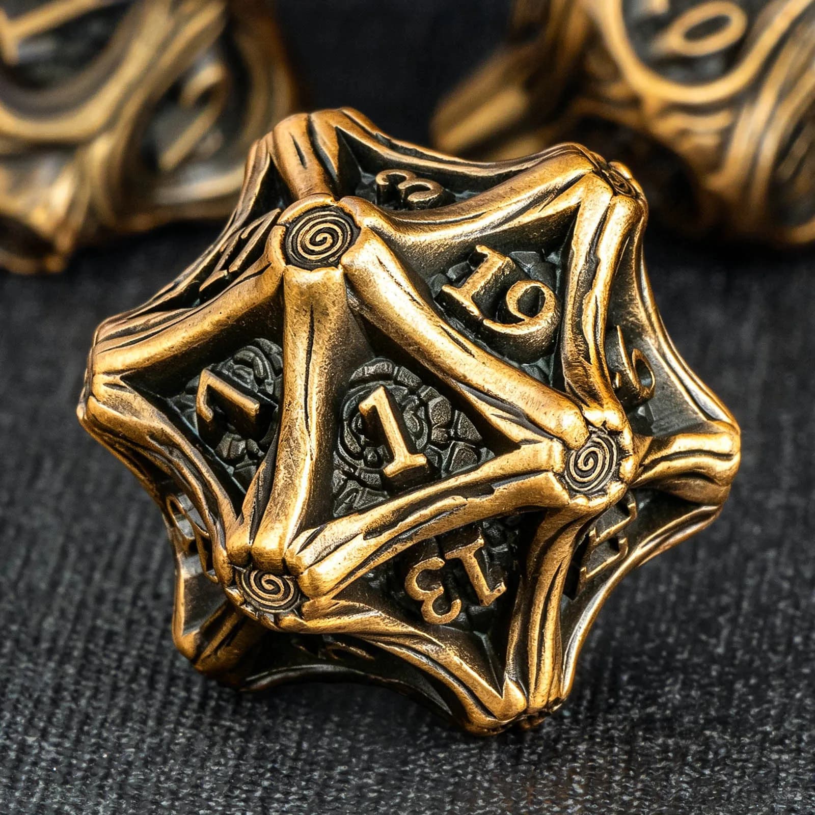 DND Metal Dice Set, 7PCS Polyhedral Dice for Dungeons and Dragons, RPG Role Playing Game D and D Dice D6 D8 D10 D12 D20, Gold