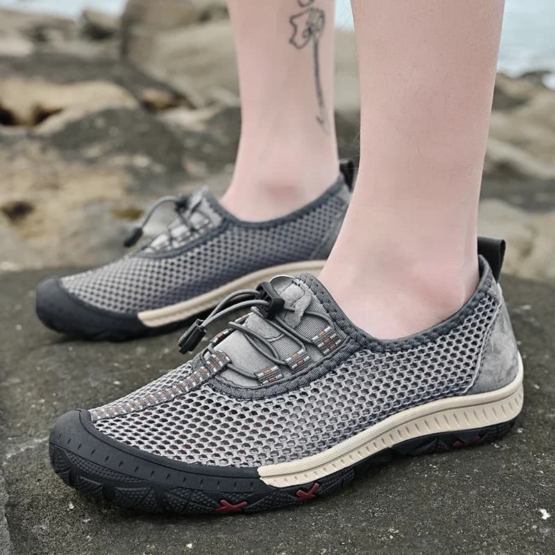 Scarpe da uomo Casual scarpe in rete traspirante 2023 nuove scarpe da ginnastica morbide da uomo mocassini da uomo di grandi dimensioni comode scarpe da passeggio all'aperto