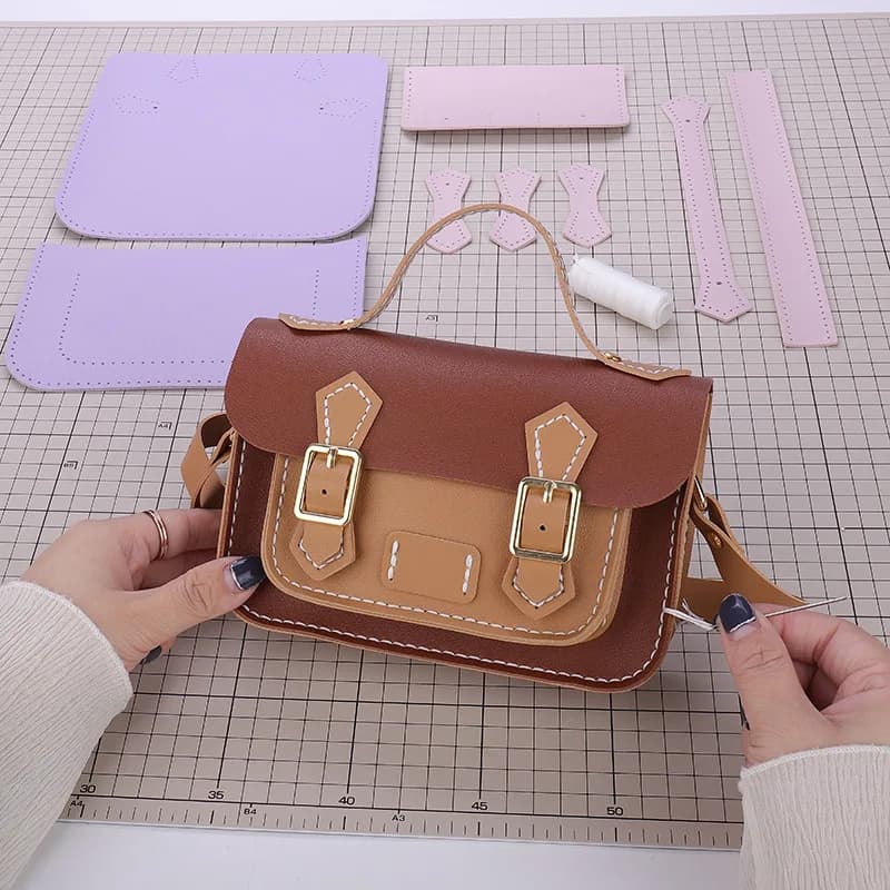 Set di borse fatte a mano cuciture a mano Kit di borse a tracolla fai da te in pelle PU che fanno materiale da cucito scatola quadrata per borsa personalizza