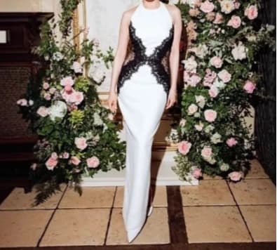 2025 Nuovo abito lungo sexy senza schienale con spalle scoperte Abito longuette aderente in pizzo elegante da donna