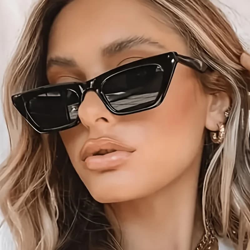 Women's Cat Eye Vintage Sunglasses Square Sunglasses with Small Frame Female Brand Designer Retro Cateye Shades Fashion Oculos UV400