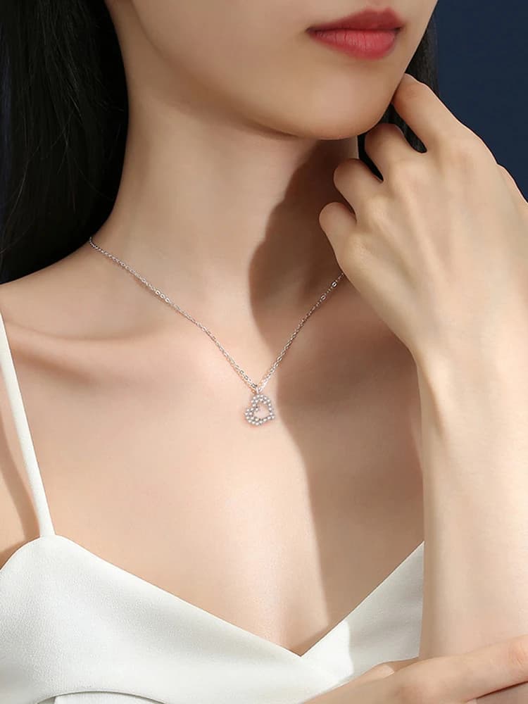 Collana Classica con Ciondolo a Cuore in Zirconi e Strass, Gioiello da Donna, Regalo di Compleanno, in Argento Sterling 925 Placcato Oro Rosa, Choker con Pendente a Goccia d'Amore