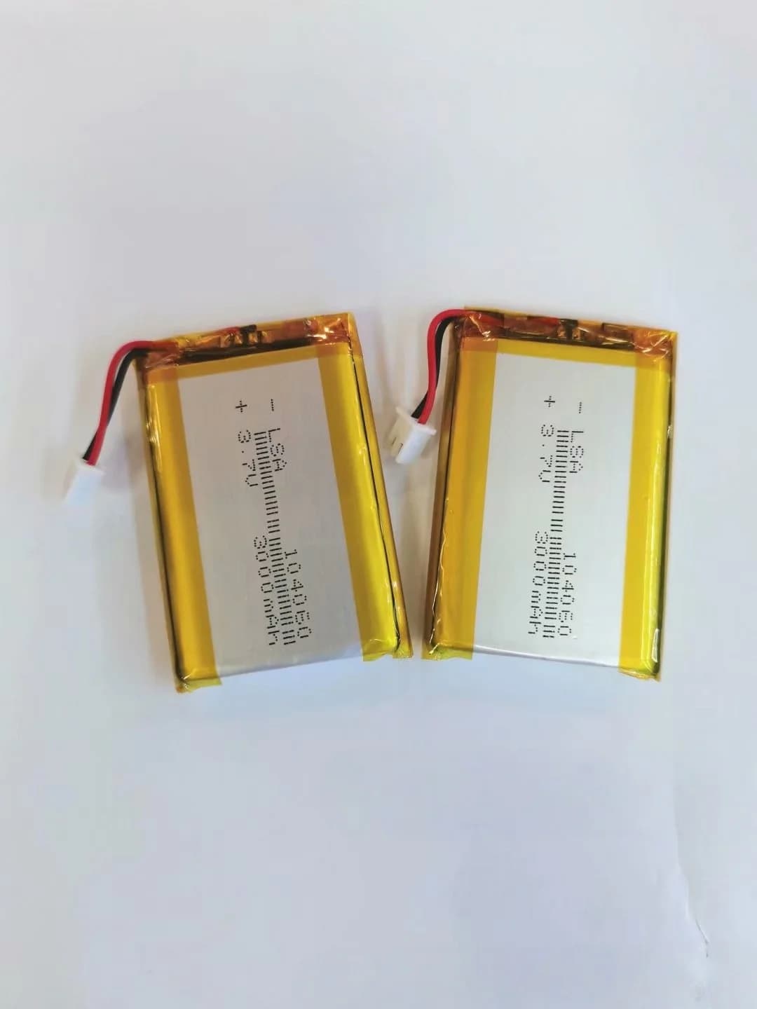 104060 polymer lithium battery 3000mAh 3.7V for video doorbells and monitoring equipment 104058
