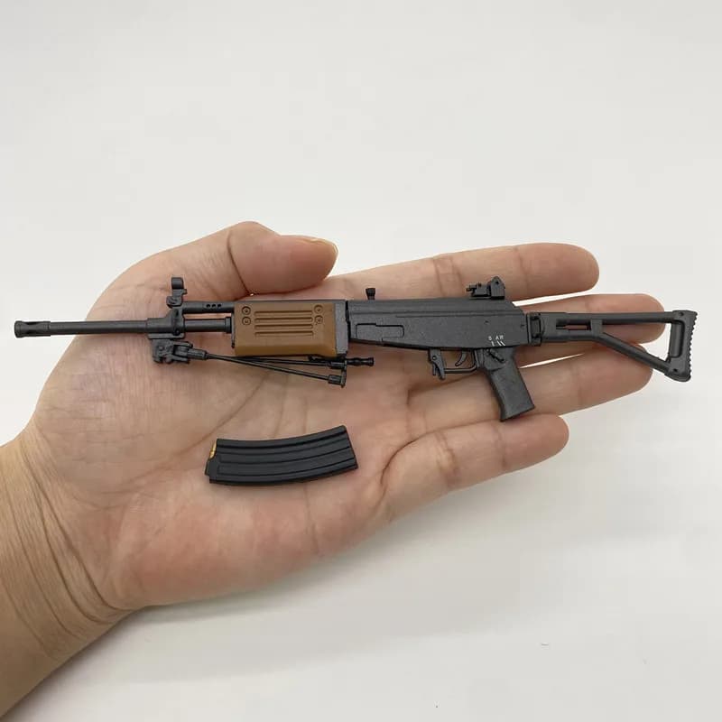Modello di fucile d'assalto israeliano Galil in scala 1/6 in plastica per action figure da 12 pollici, accessori militari da collezione