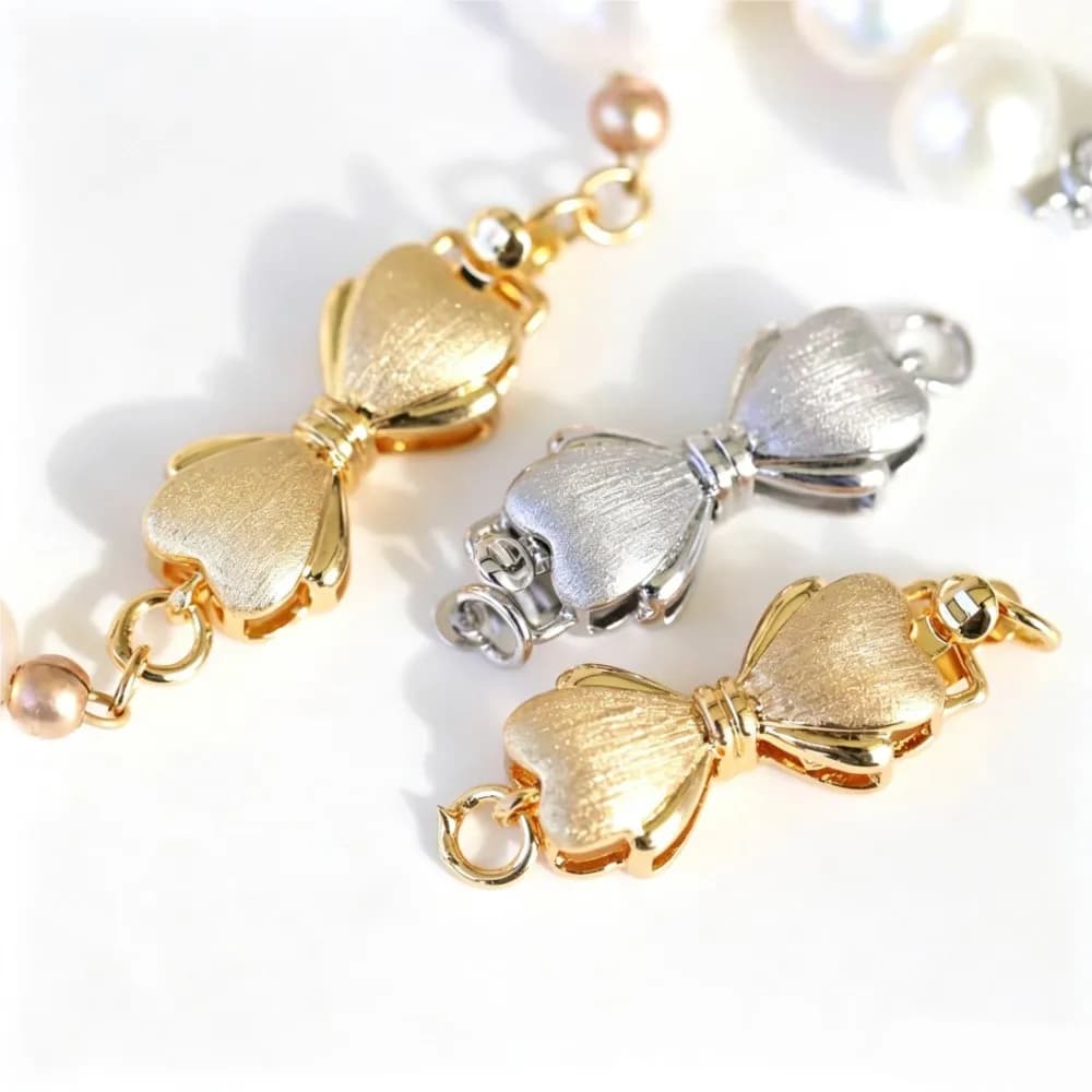 2 Pezzi/Lotto Chiusura a Scatto a Forma di Fiocco in Ottone Placcato Oro 18K per Collane e Bracciali di Perle Fai-da-Te, Accessori per Creazione di Gioielli