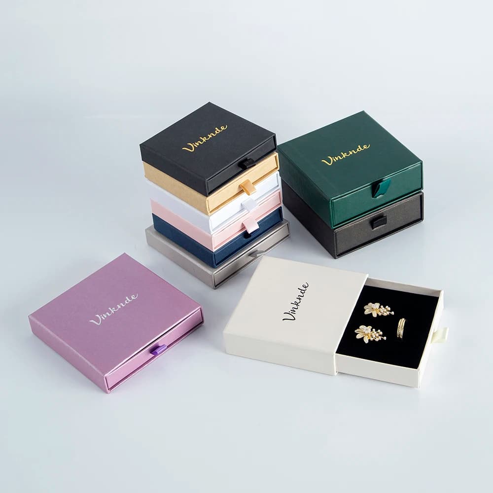 50 pz 9*9*3.2 cm Cassetto di Carta scatola Personalizzata FAI DA TE Diapositiva Imballaggio Dei Monili Custodia di Immagazzinaggio Scatola Personalizzata In Bulk Collana di Cartone