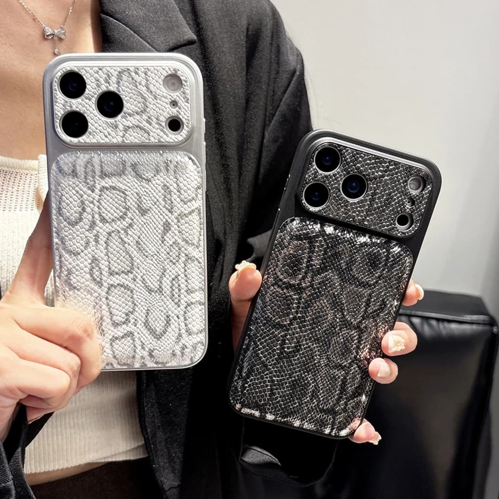 Custodia Protettiva Antiurto in Ecopelle con Fantasia Serpente e Ampia Finestra per iPhone 17 16 15 14 Pro Max