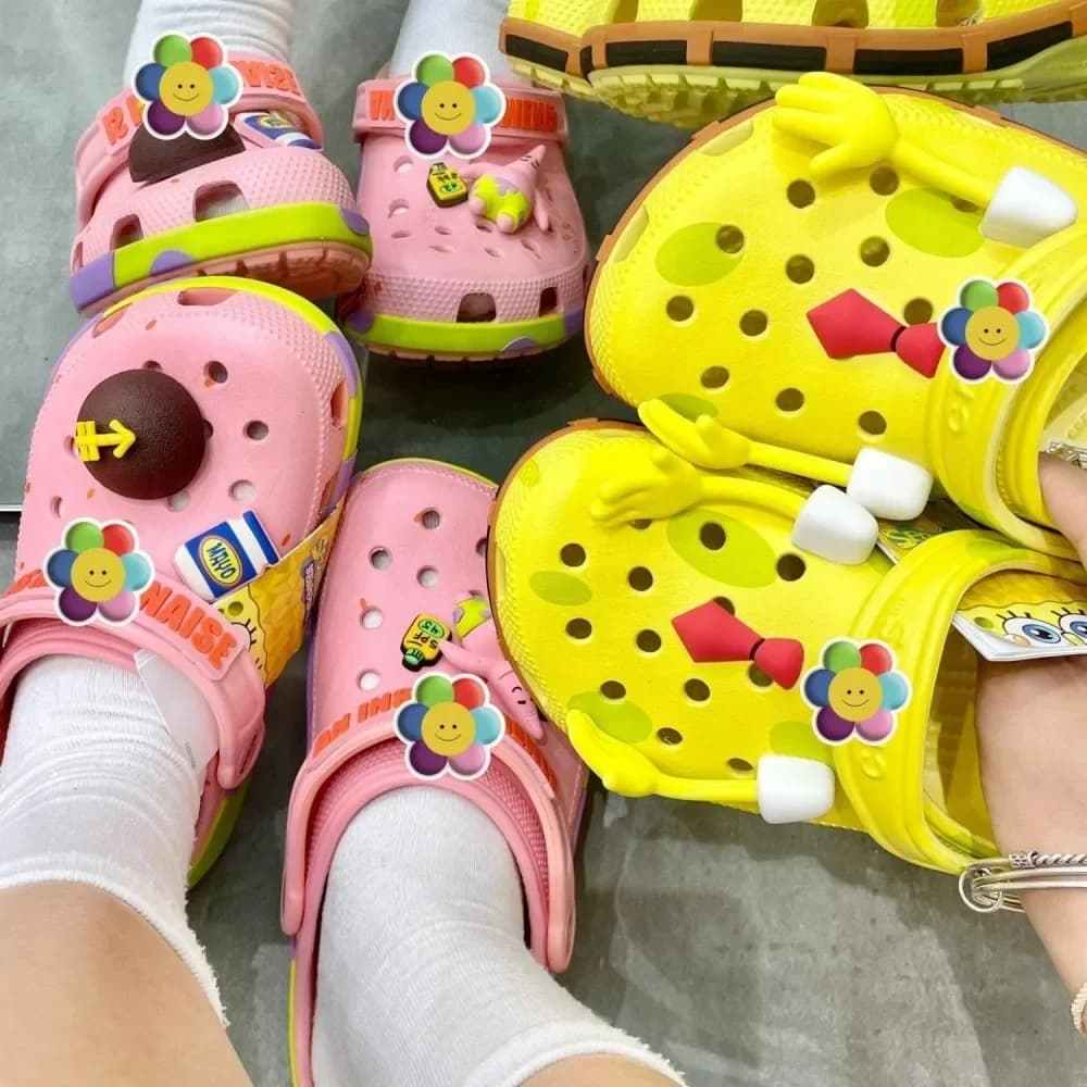 Couple Cartoon Clogs Summer Beach Non-Slip EVA Closed Toe Comfort Ultra Cool New Sandals Gift Anime SpongeBob Patrick Star Shoes