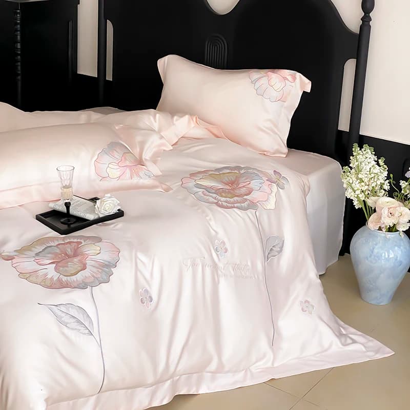Luxury bedding set with floral embroidery Lyocell Antimicrobial cover soft silky flat/with corners Loyalty 4 pieces