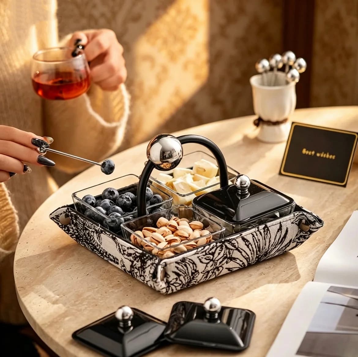 Chinese Style Divided Dried Fruit Tray with Lid, Household Living Room Snack Candy Pastry Serving Plate