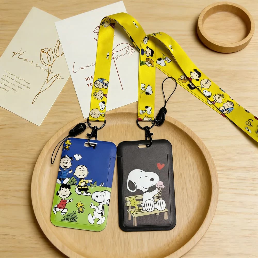 Laccetti da collo con personaggi anime per carte, badge, chiavi, identificazione, carte di credito e tessere autobus, con funzione di porta carte e portachiavi
