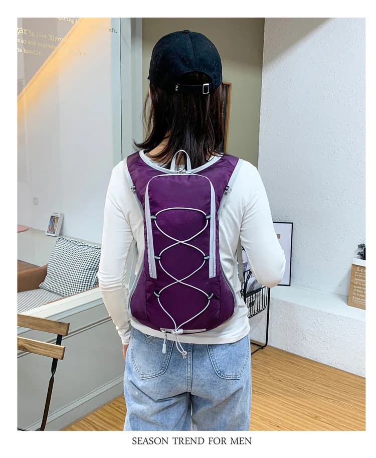 15 Inch Outdoor Backpack Nylon Moisturizing Backpack for Hiking Alpine Race Travel Water Tank Pocket Adjustable Straps