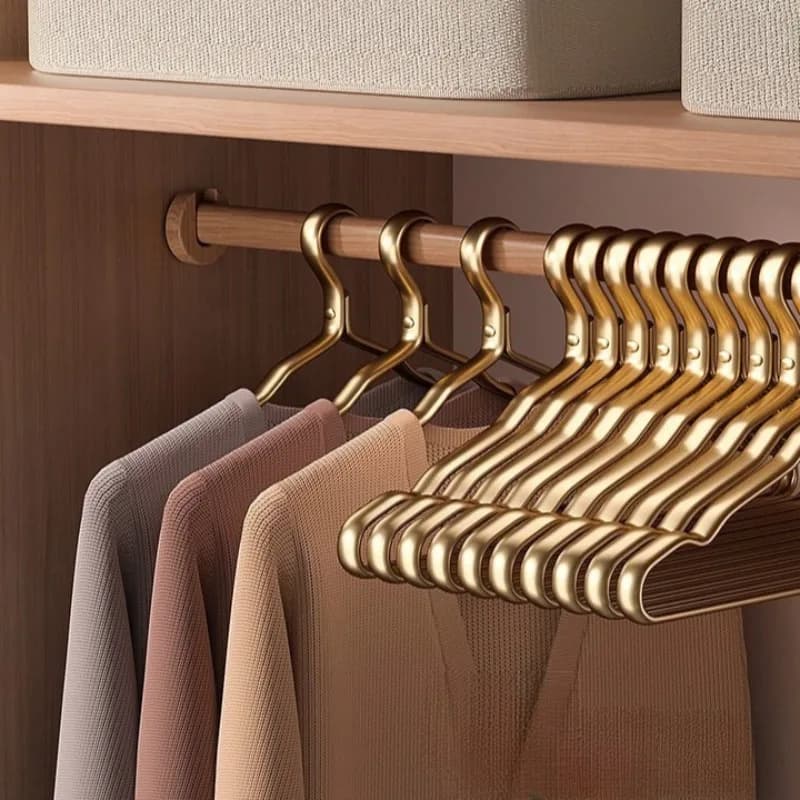 10 pcs/set Clothes hanger in Aluminium Alloy Home Balcony Stendibiancheria Wardrobe Organizer Grucce Anti-slip Salvaspazio Clothes rack