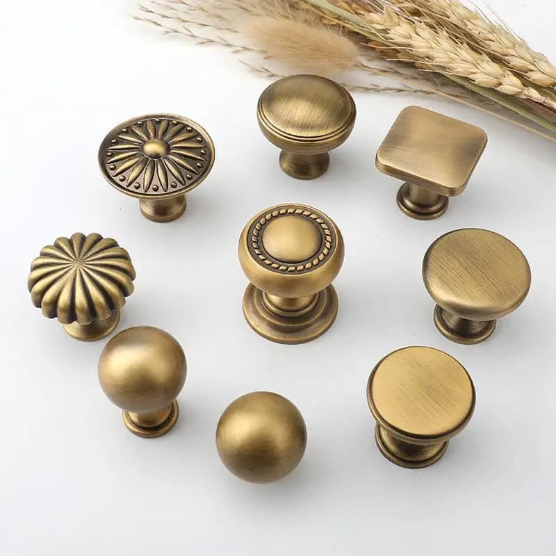 【Brass Furniture Handles French Vintage Design High Quality Cabinet Knobs Cabinet Drawers Handle Knob】