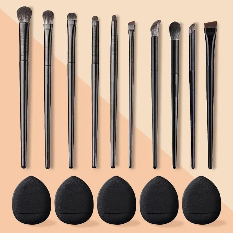 Eyebrow Brushes with Soft bristles Set of 10 pieces Eyebrow Makeup Sbavature Eyeliner Blade Eyeliner Detail Small Makeup Brushes