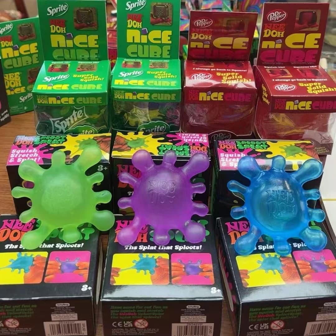 Needoh Nice Cube Antistress Sensoriale, Strumento Fidget per Ansia e Concentrazione, Cubo Sensoriale da Scrivania per Adulti e Giocattoli Squeezable Blind Box