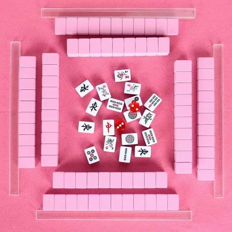 Mini Tessere di Mahjong Rosa 144 Pezzi Gioco da Tavolo Tradizionale Cinese Giocattoli per Famiglie Numeri Finemente Incisi Caratteri Cinesi