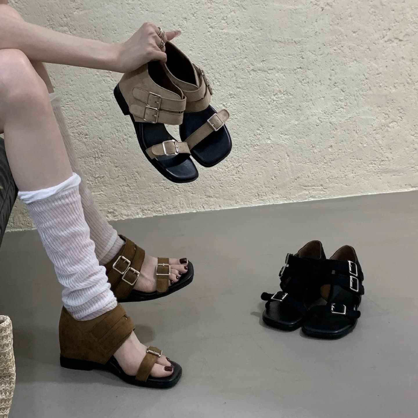 Sandali con Tacco Quadrato da Donna, Scarpe con Punta Quadrata e Cinturino alla Moda, Design Elegante con Fibbia