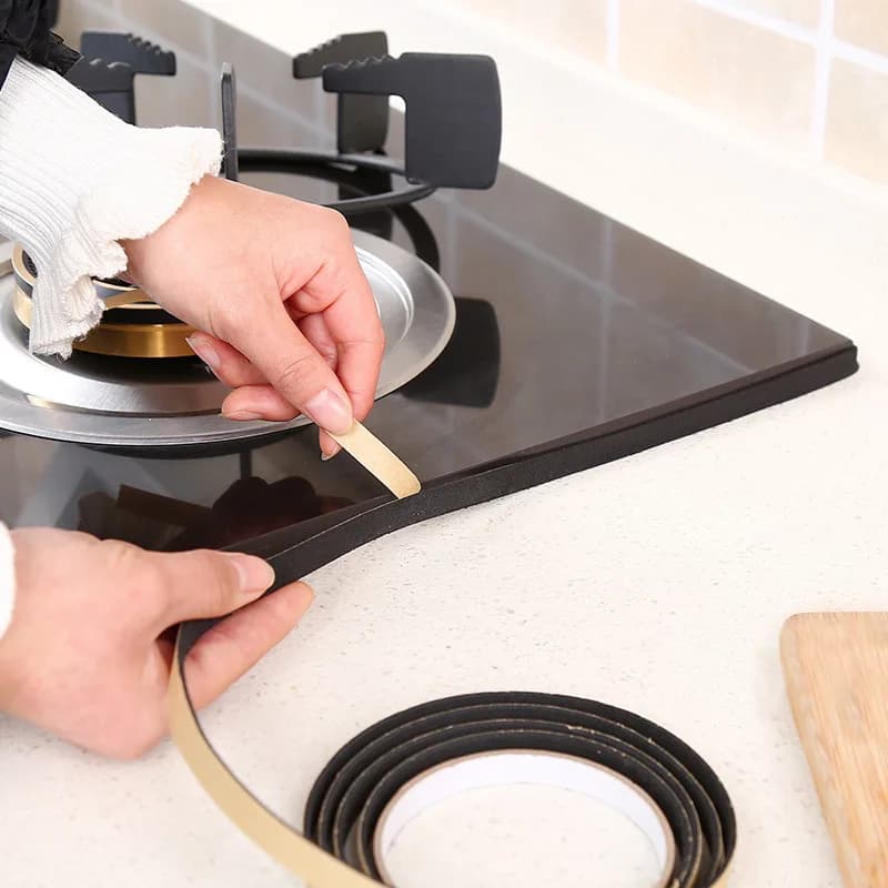 3 rotoli di nastri per mastice Strisce sigillanti autoadesive per mastice Nastri per calafataggio per fornelli a gas Cucina Controsoffitto Porta Finestre