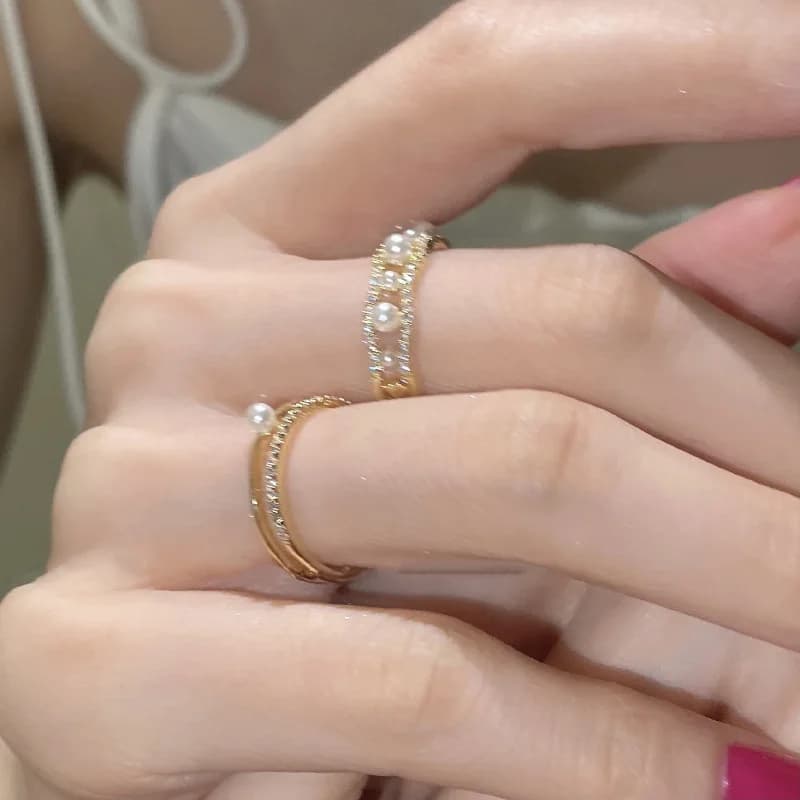 Anello da Donna con Strass e Perle, Design Lussuoso e Leggero, Moda Personalizzata, Versatile, Doppio Strato, Stile Raffinato, per Dito Indice