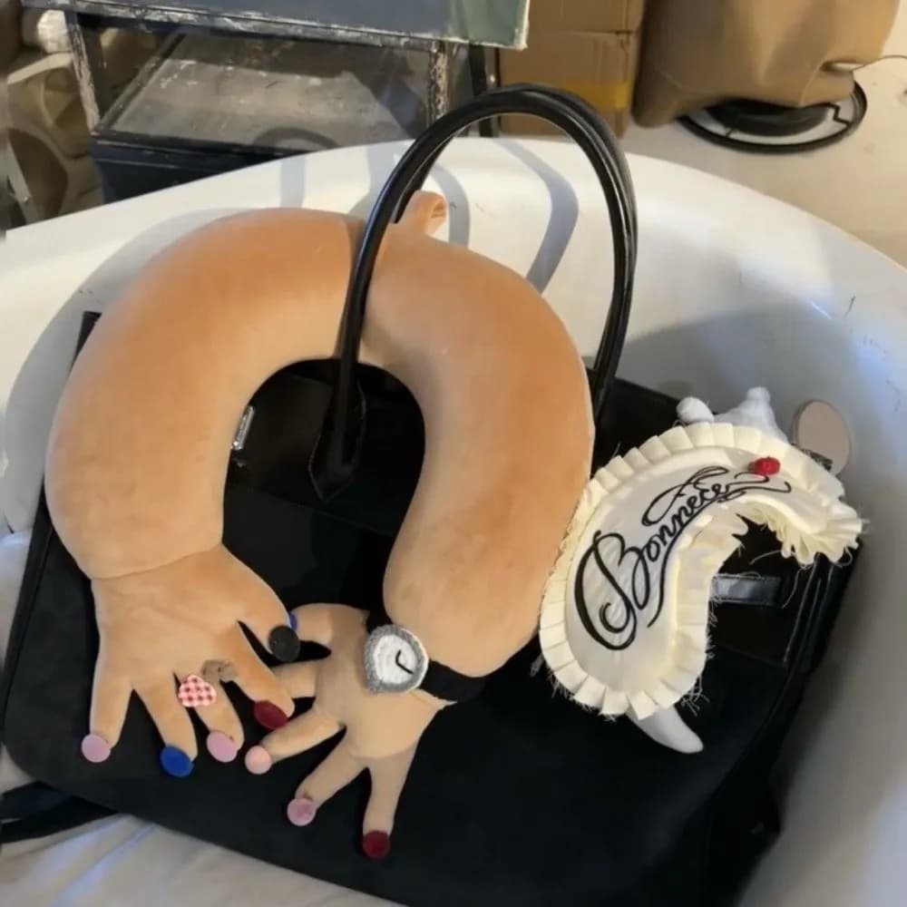 Cuscino di supporto cervicale morbido creativo Unghie lucide Cuscino per dita divertente addensato Comodo cuscino a forma di U Decorazione per feste
