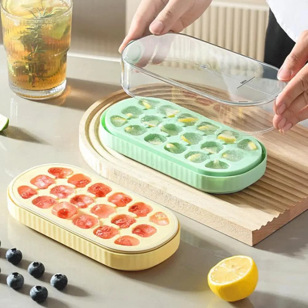 Stampo per Ghiaccio Alimentare Flessibile e Impilabile con Scomparti a Pressione - Contenitore per Cubetti di Ghiaccio per Uso Domestico Senza Sforzo