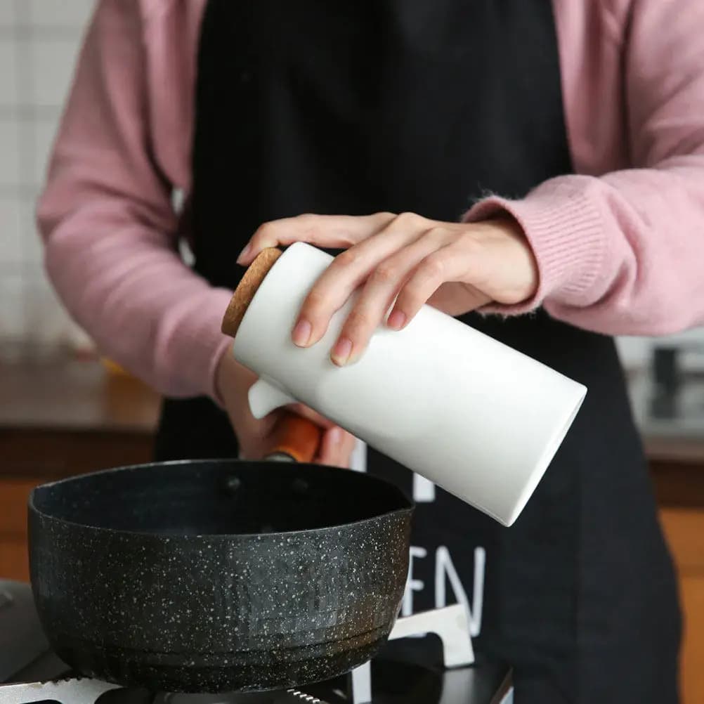 Set di 1 Bottiglia in Ceramica per Condimenti da Cucina, Dispenser Salvaspazio per Olio, Aceto e Salsa di Soia, Resistente alle Alte Temperature
