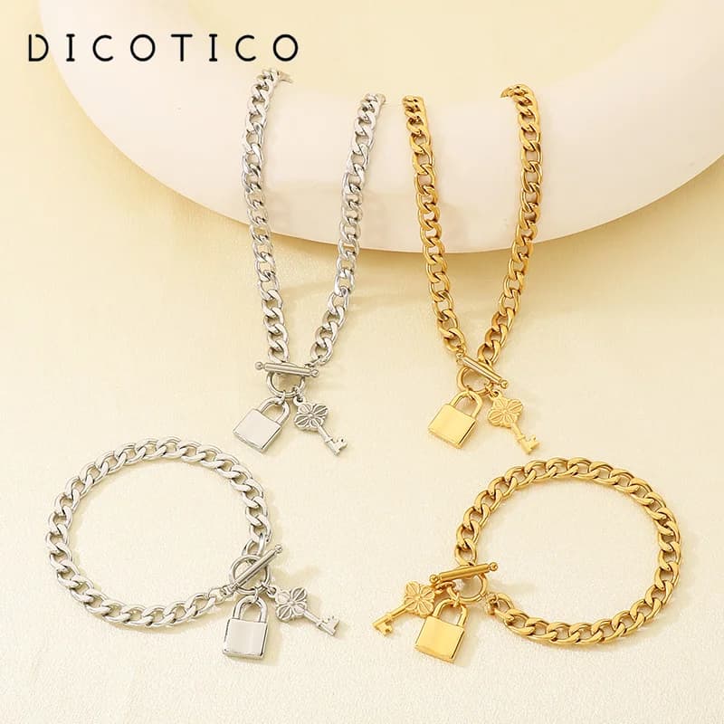 Collane da donna squisite in acciaio inossidabile Bracciali Catena robusta con lucchetto Pendenti con chiave Chiusura a T Elegante set di gioielli da 2 pezzi