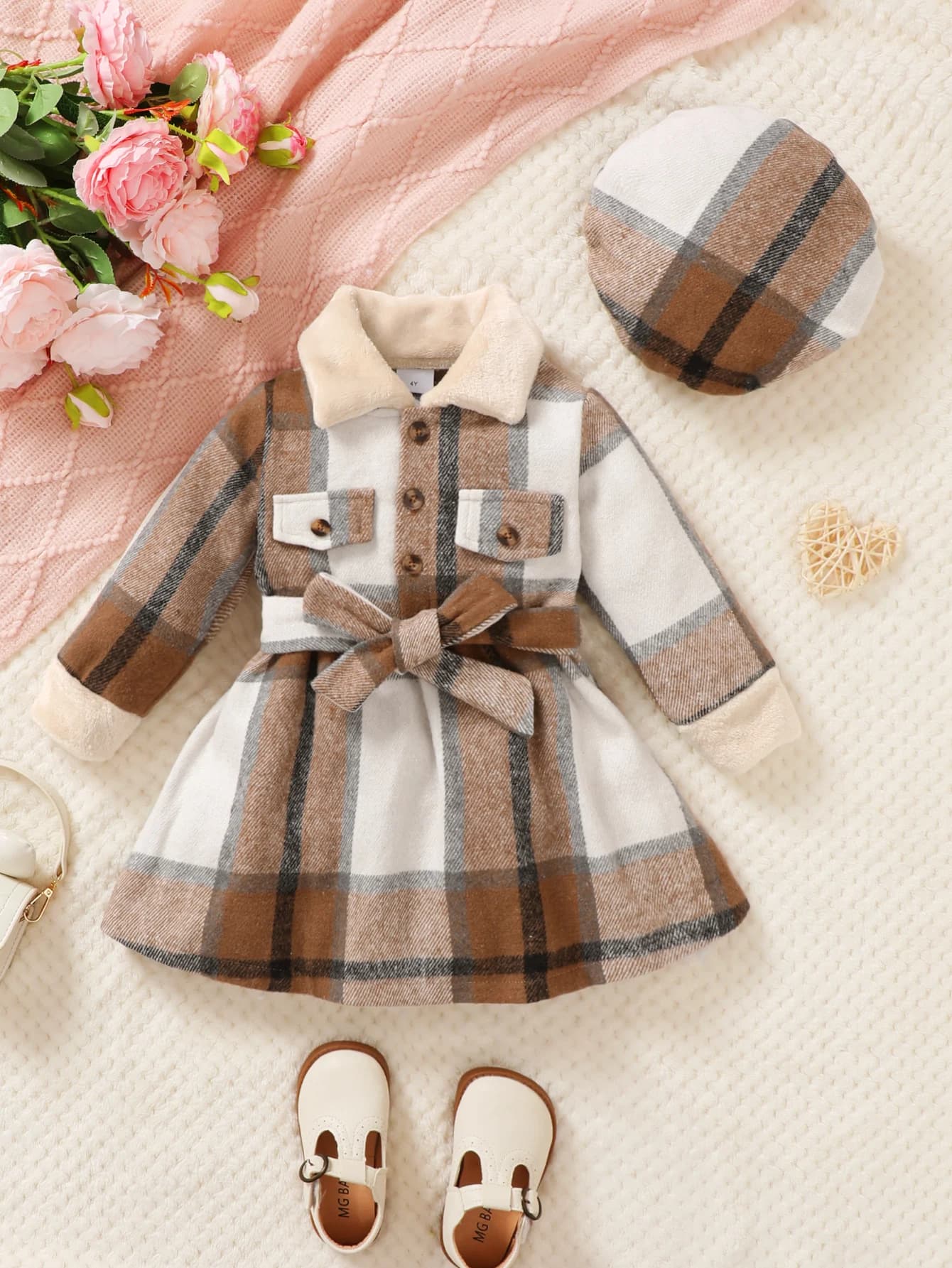 Abito da bambina a maniche lunghe in pelliccia patchwork scozzese da 3 pezzi con cintura e cappello adatto da indossare nelle stagioni autunnali e invernali