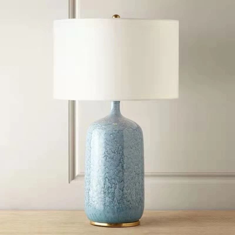 Lampada da scrivania in ceramica americana Lampada da comodino creativa per camera da letto Semplice porcellana blu Nuova lampada da terra classica cinese con decorazione E27