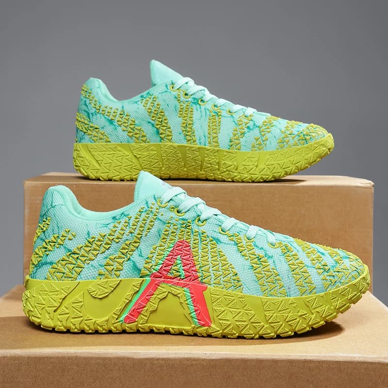 Men's sneakers Breathable walking shoes for women Casual trekking shoes with thick sole Running sneakers Men's sports training shoes
