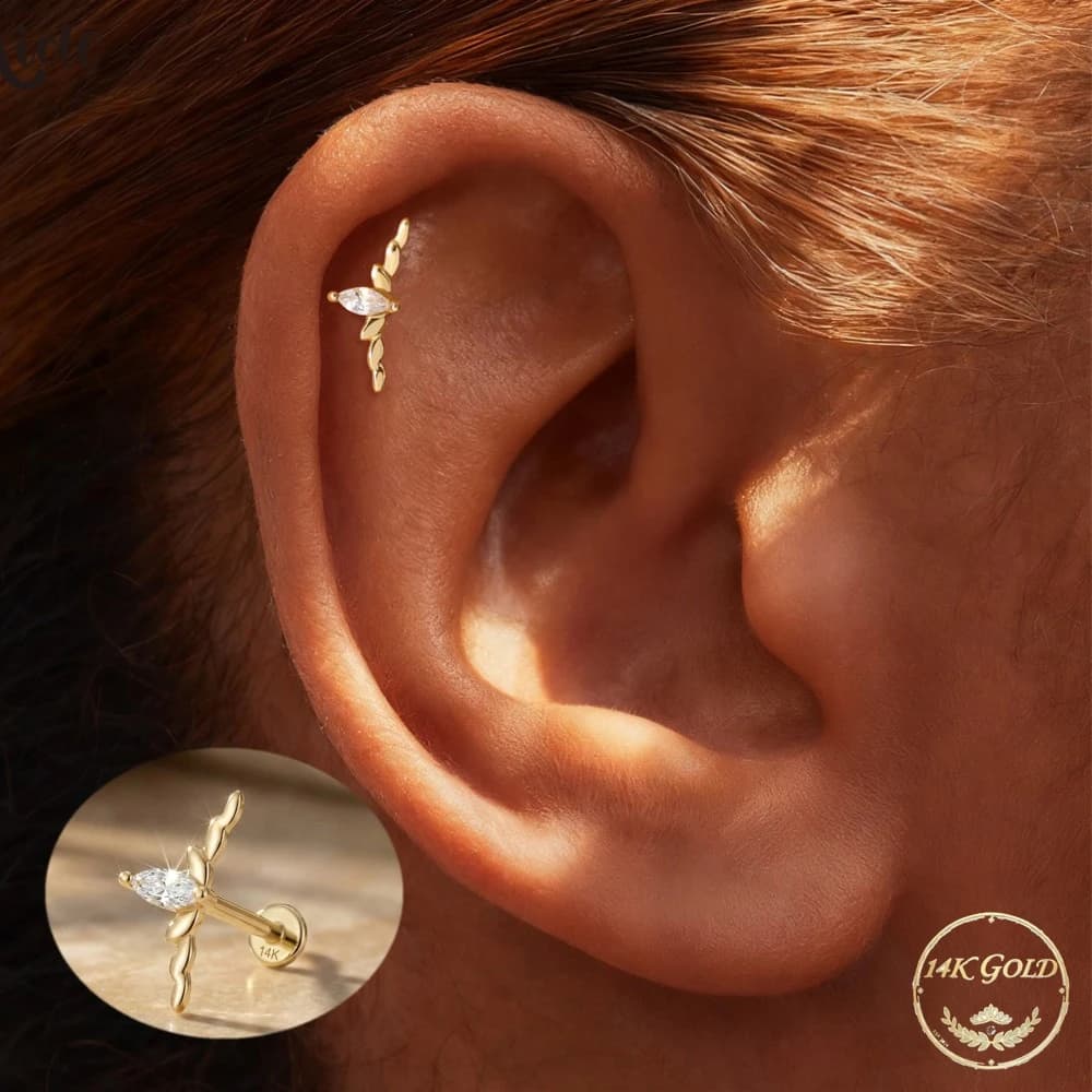 Orecchini a perno Aide 100% in oro 14K con zirconi, delicati orecchini per cartilagine da donna, gioielli raffinati unici per impilare sulle orecchie