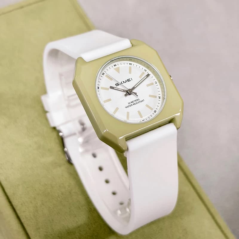 Watches at the SKMEI Quarzo Elegant Wristwatches Quadrati for Ladies Sporty Young Men Simple Waterproof Women's Relogio