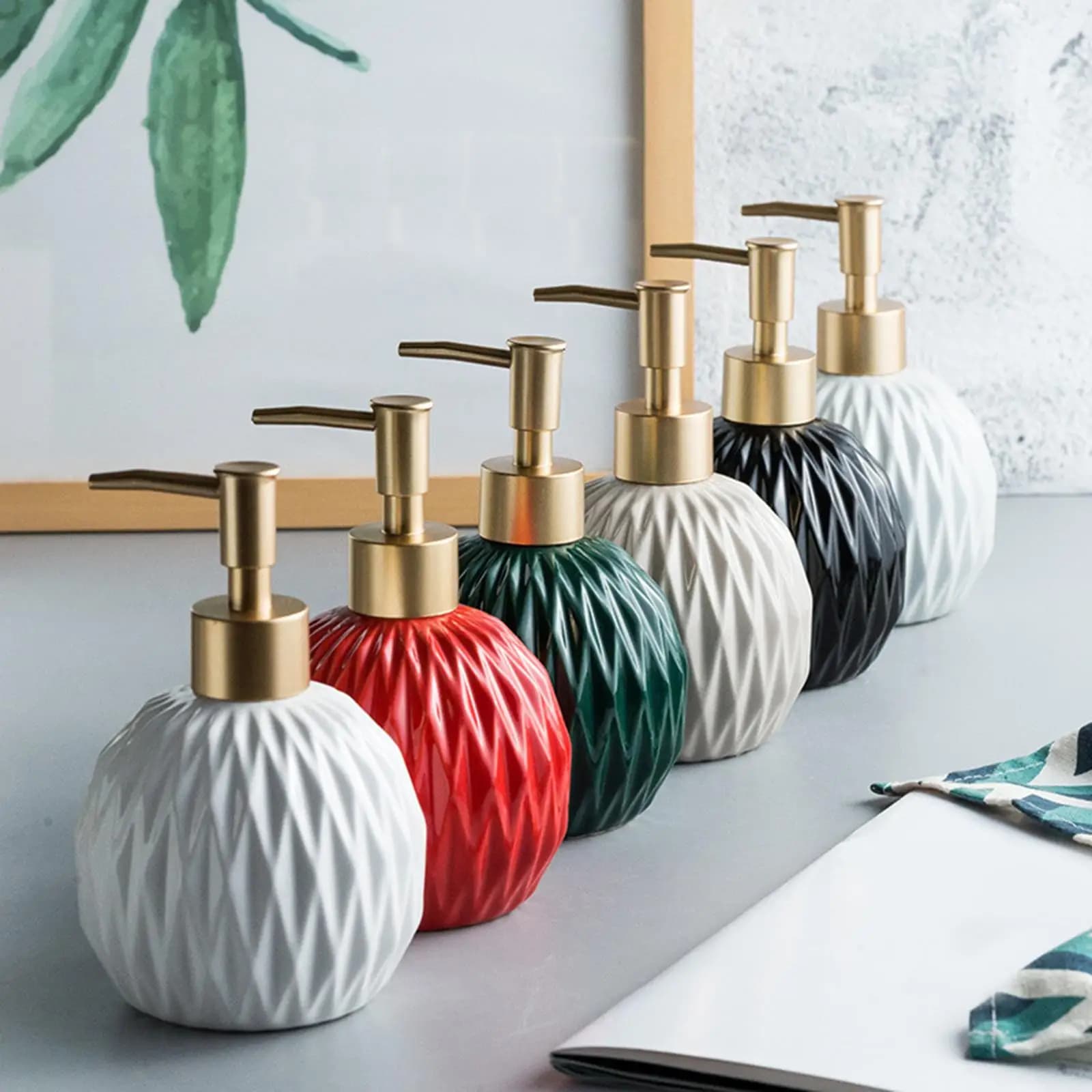 Bottiglia di lozione per le mani con dispenser di sapone per la decorazione del bagno di casa, lozione per shampoo