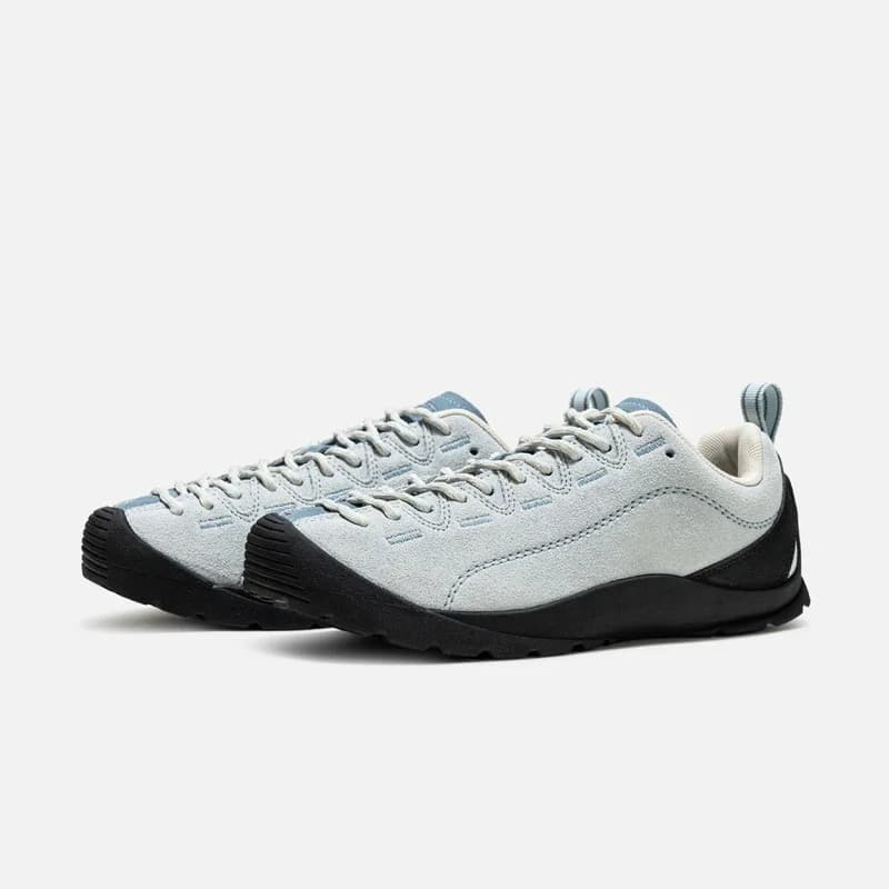 High quality 2026 women's trekking shoes, men's low sneakers for hunting and tourism, outdoor travel shoes