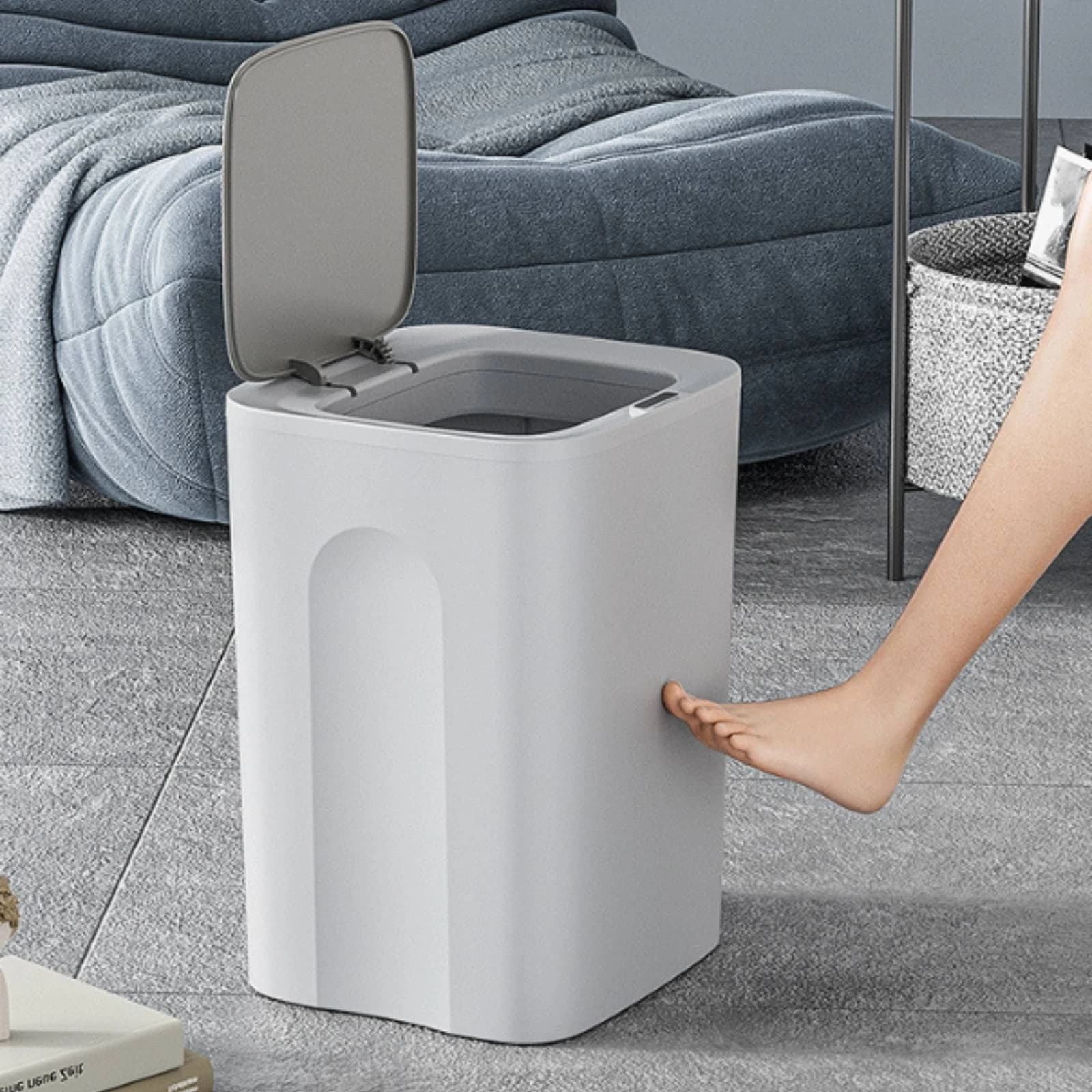 Sensor Trash Can Odor-Resistant Smart Trash Can Household Storage Sealed Easy to Clean