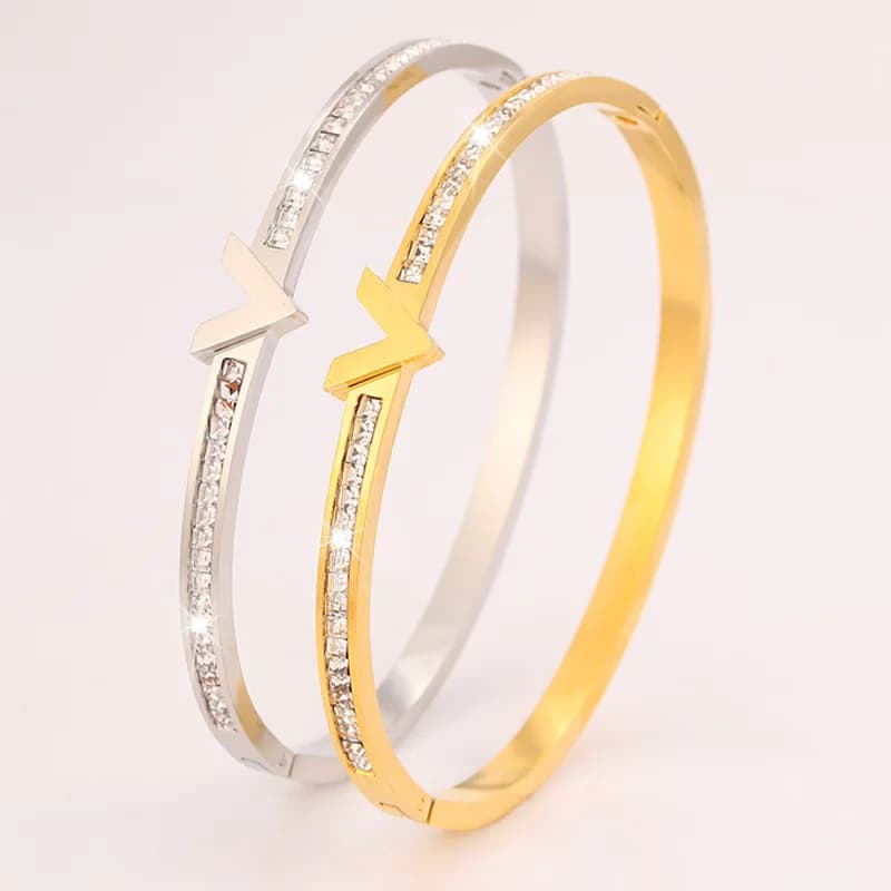 Braccialetti e braccialetti classici con lettera V in metallo in acciaio inossidabile per gioielli di marca di moda da donna Braccialetti delicati in cristallo pieno
