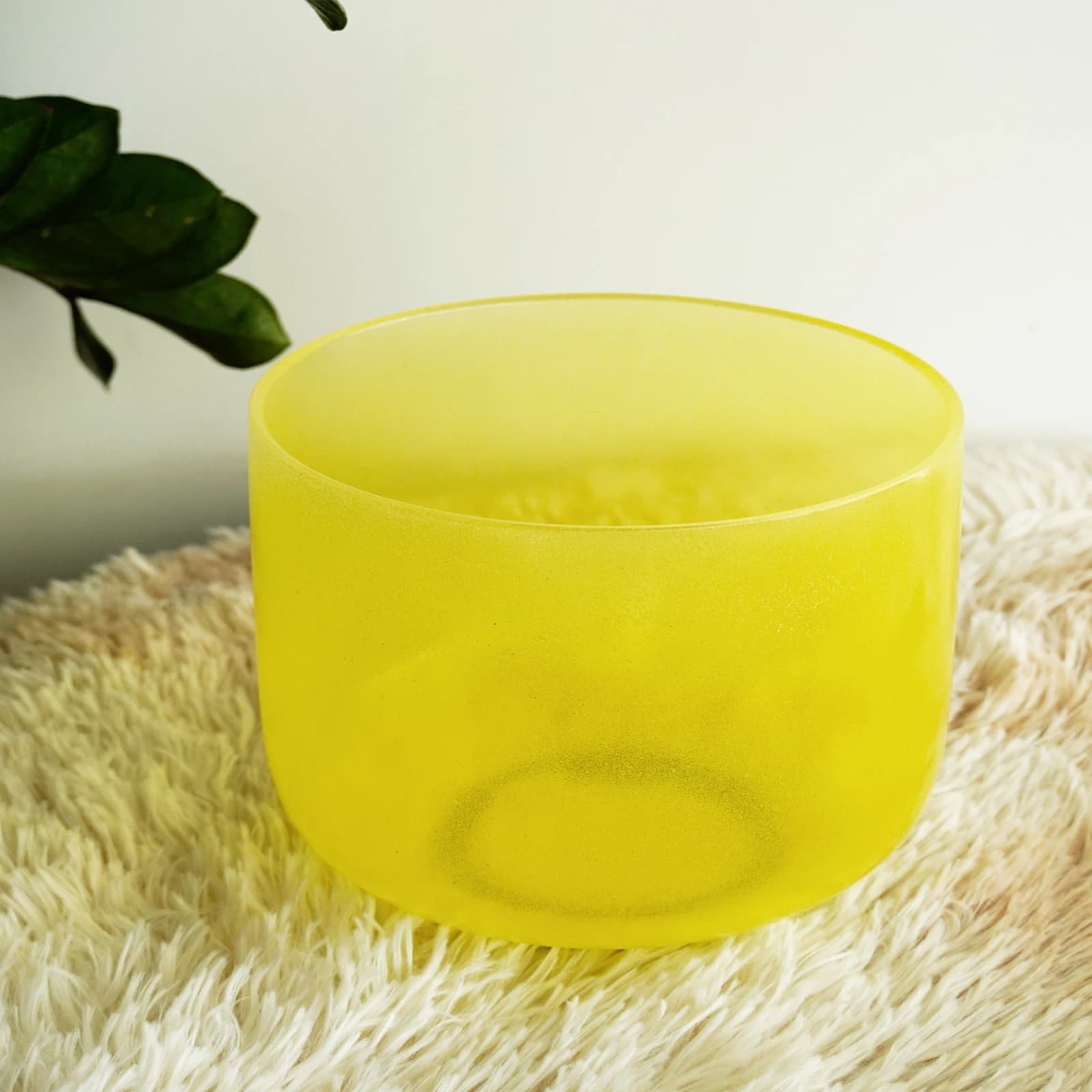Hye-eun 10inch 440/432hz Hyaline Crystal Singing Bowl ,Yellow Clear Sound Meditation Singing Bowl for Cleansing Stress Relief