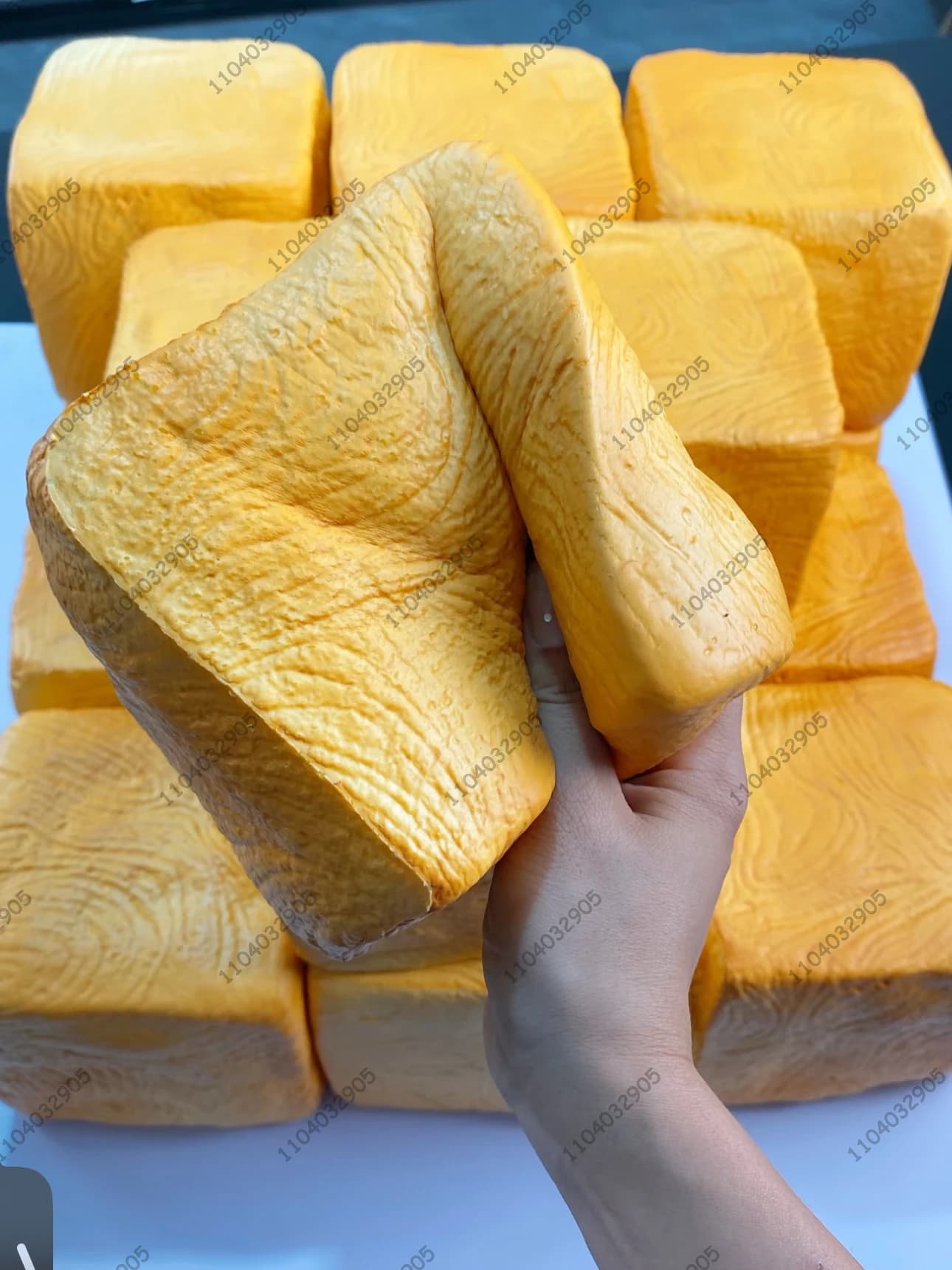 Squishy Big Raw Toast Slow Rising Fidget Toy Milk Toast Moist Slow Rebound Squeeze Toys Office Anxiety Fidgets Stress Kids Adult