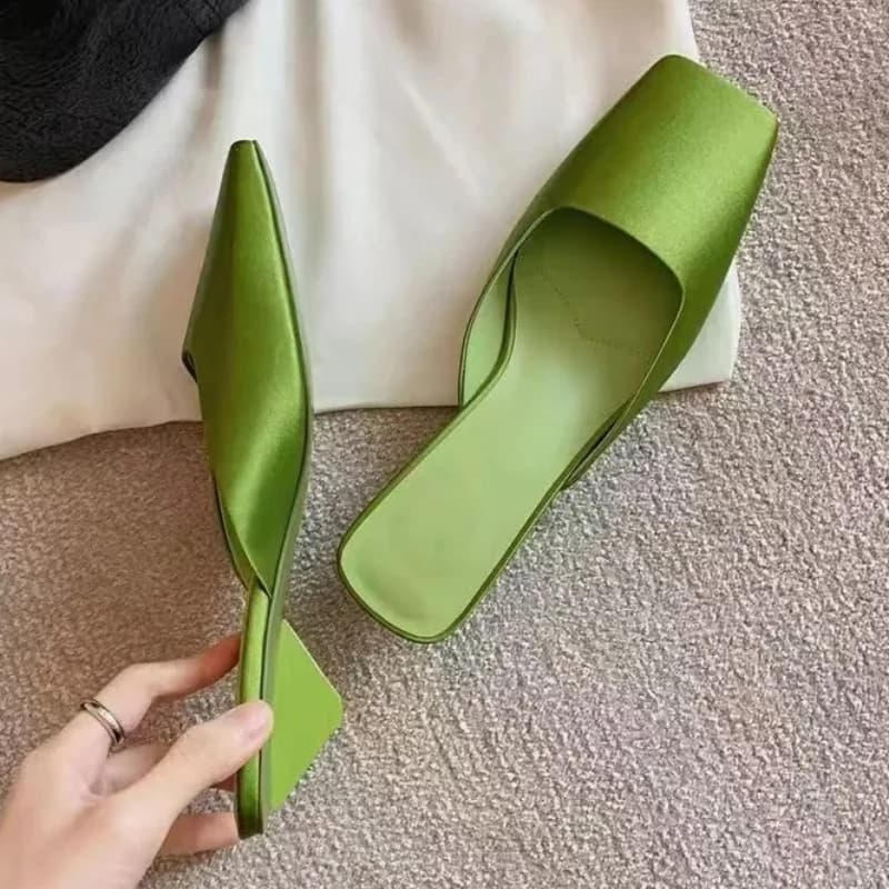 Fashionable satin women's slippers with heel sexy summer sandals with strange square tip sandals with low heel Elegant and comfortable Slippers