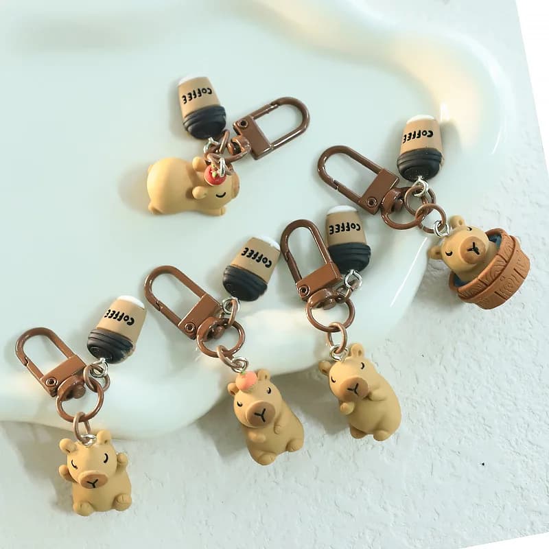 Portachiavi in Resina a Forma di Capibara per Donne e Ragazze, Ciondolo Kawaii per Borse e Zaini, Regalo per Coppie e Amici