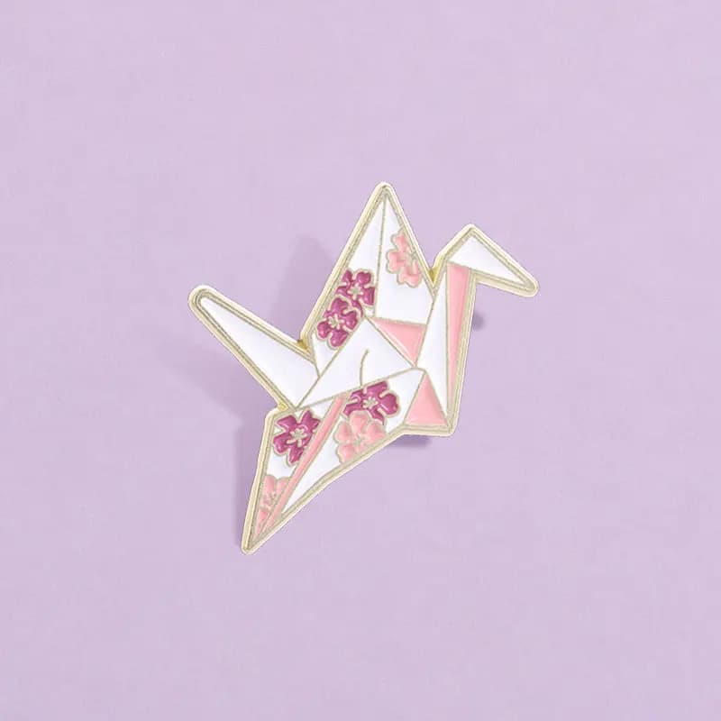 Fun Origami Paper Crane Enamel Pin Elegant Paper Art Brooch Bags Clothing Accessories Encouraged Jewelry Gift For Friends