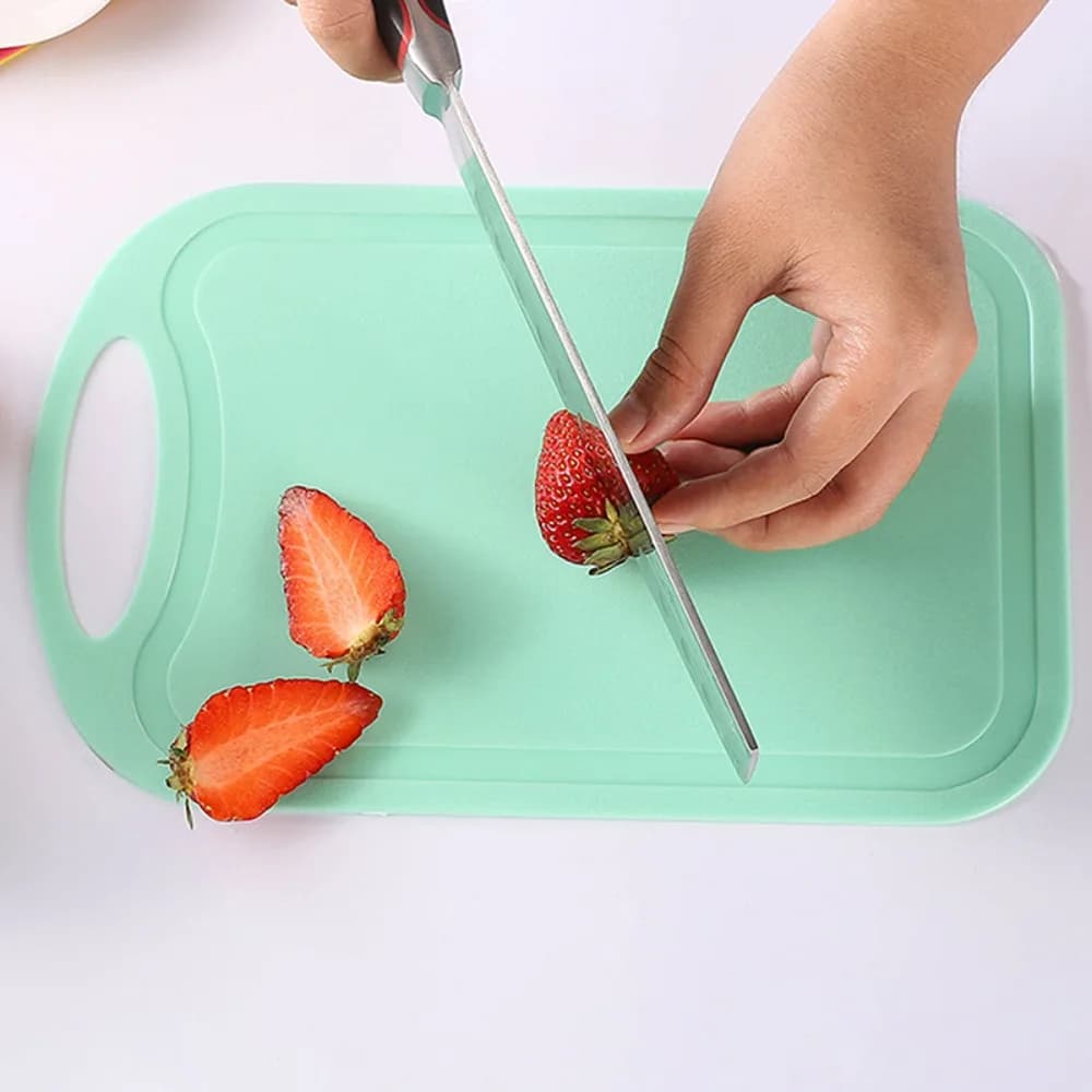 Rectangle Nonslip Plastic Cutting Board Handle with Groove Chopping Board Multicolor Easy To Clean Chopping Block Meat Fruit
