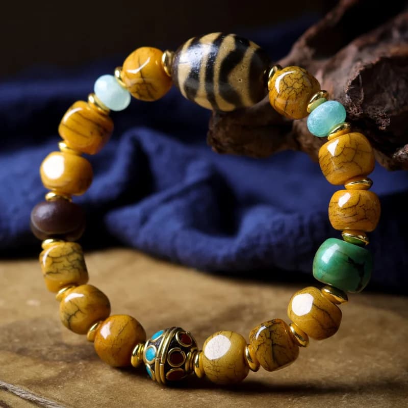 Bracciale con accessori in agata di seta avvolto con perline Dzi a doppio dente di tigre Wenwan con anello singolo quadrato in osso di yak