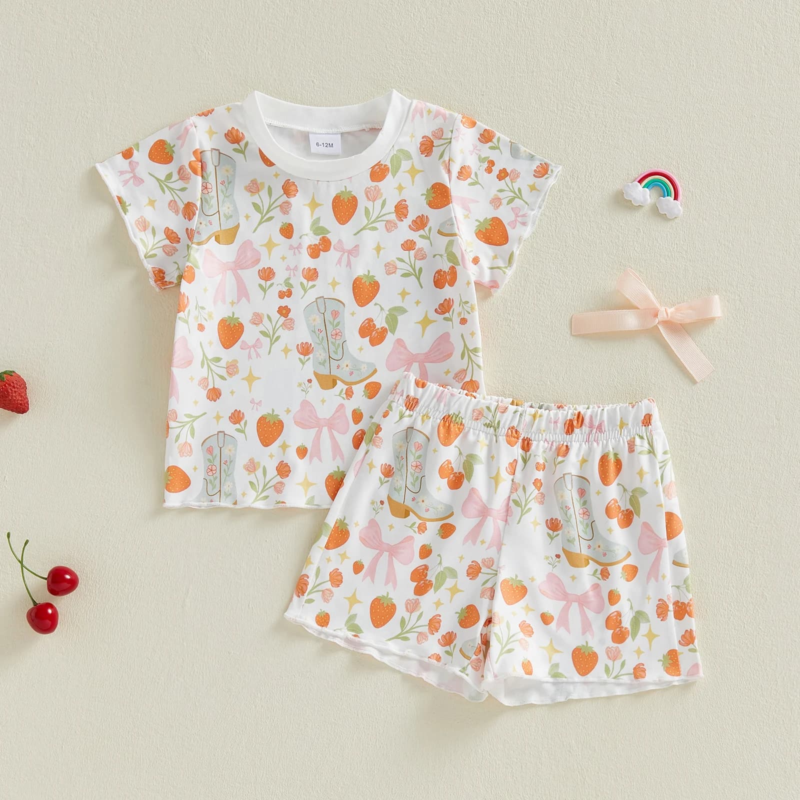 Top e pantaloncini con maniche a volant floreali per neonata Set di graziosi abiti con stampa floreale per abbigliamento estivo per bambini