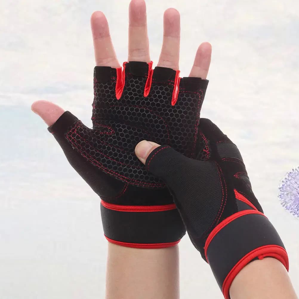 1Pair Fitness Weightlifting Gloves Wrist Wrap Breathable Anti-Slip Gym Training Gloves Size S Black Red for Workout Strength