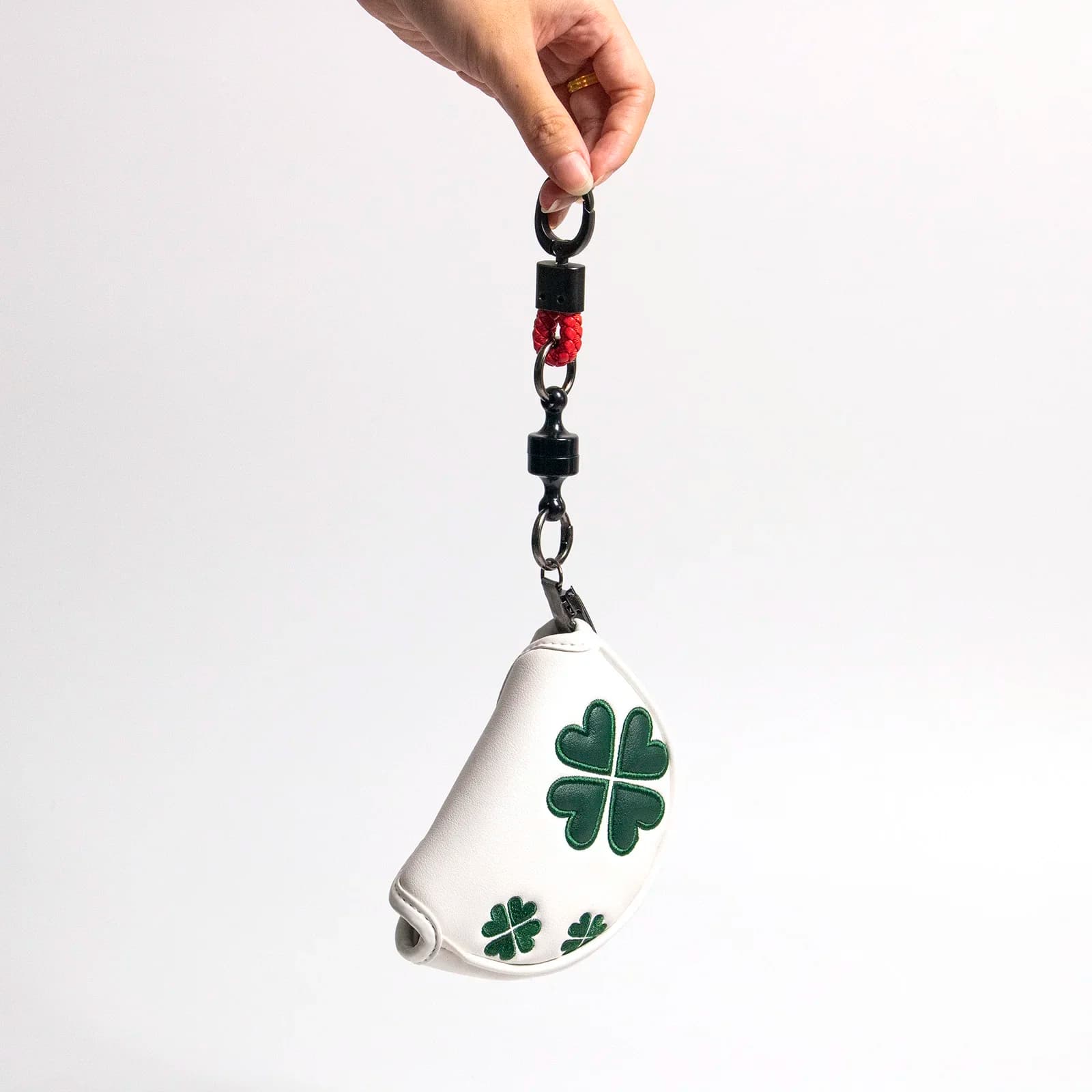 Golf Magnetic Putter Keeper Cover Clamp Holder Golf Accessory Keyring