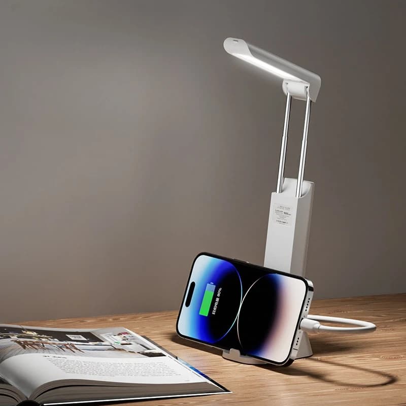 Lampada da Scrivania LED Pieghevole Ricaricabile USB con Protezione per gli Occhi, Torcia Multifunzione Telescopica, Lampada da Lettura e Supporto per Telefono