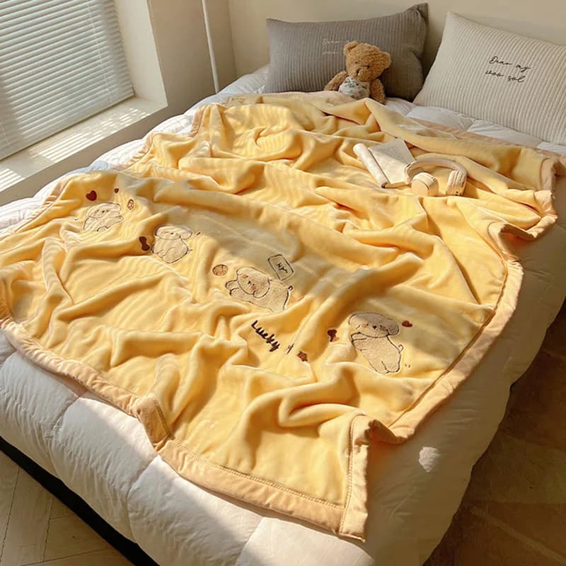 Asciugamano solido e spesso cartone animato Coperta ricamata Doppio strato Copridivano in velluto di latte caldo Copriletto accogliente e traspirante per bambini adulti